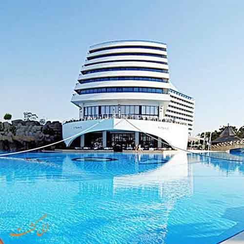 معرفی هتل 5 ستاره تایتانیک بیچ لارا در آنتالیا